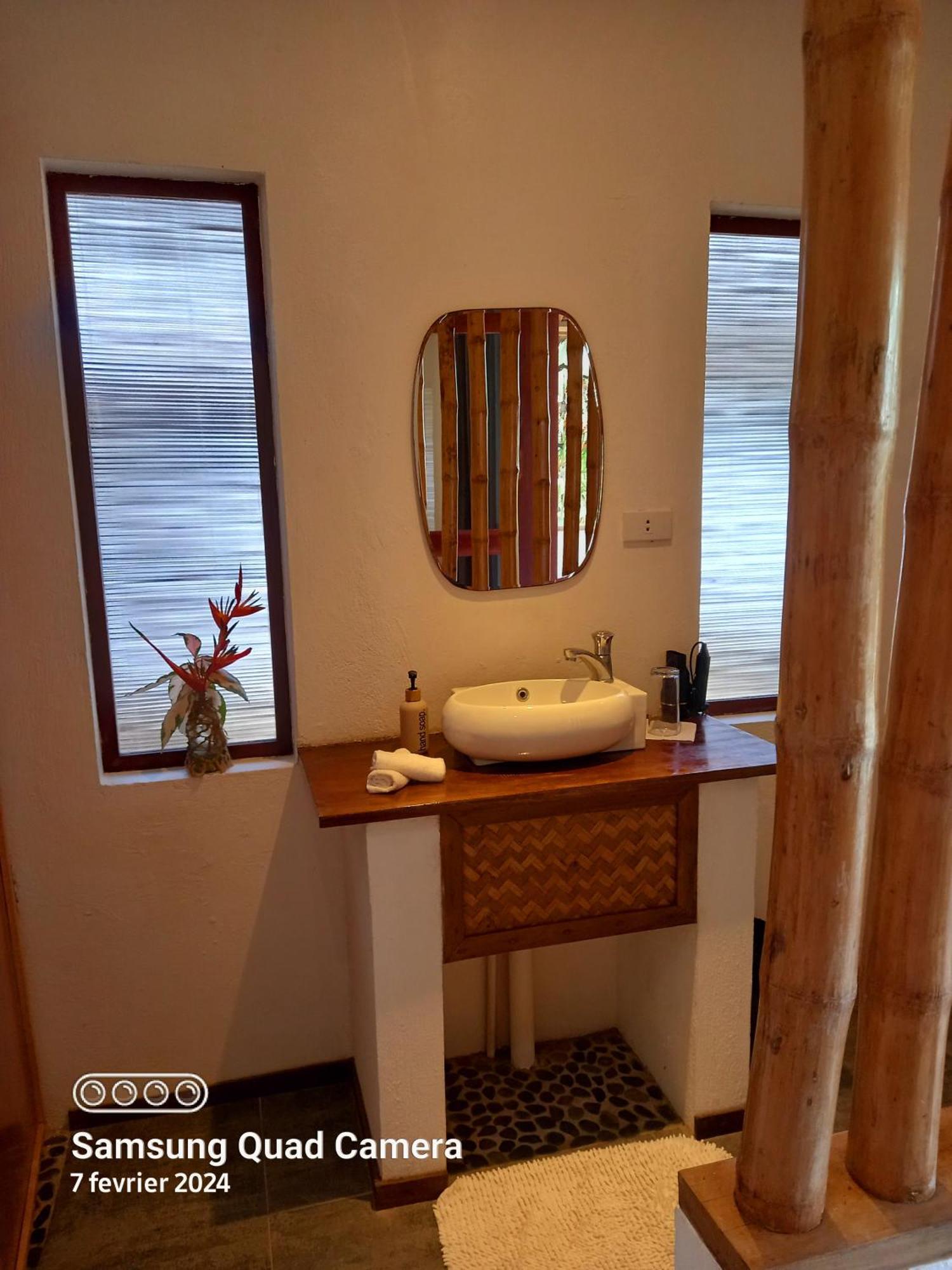Valerie Lodge San Vicente  Εξωτερικό φωτογραφία
